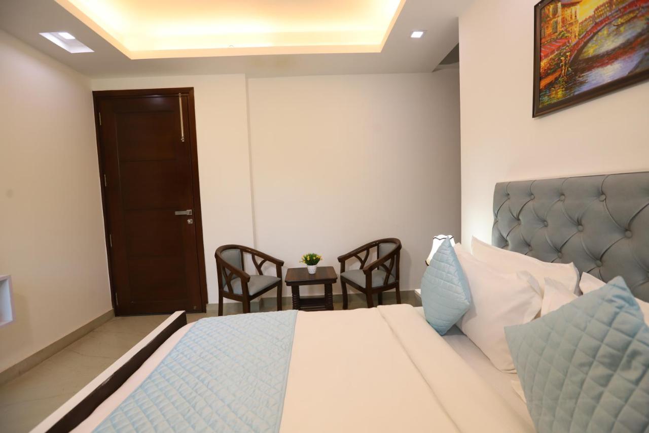 Hotel Nature View Green Park Metro Couple Friendly New Delhi Exterior photo