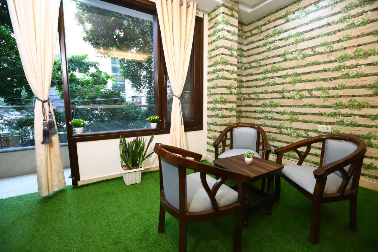 Hotel Nature View Green Park Metro Couple Friendly New Delhi Exterior photo