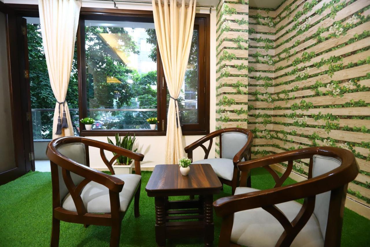 Hotel Nature View Green Park Metro Couple Friendly New Delhi Exterior photo